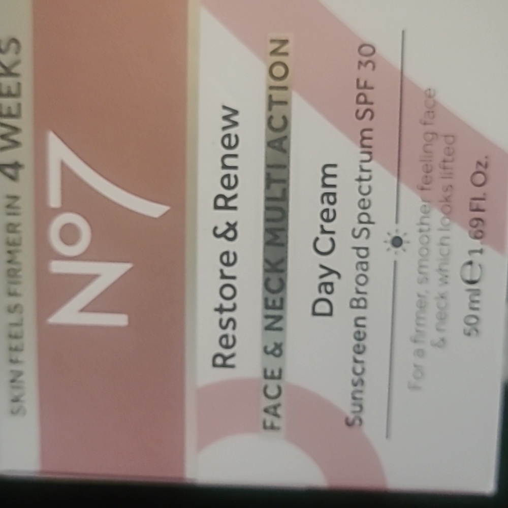 No7 Restore Renew Multi Action Face Neck Day Cream 1.7 oz - Picture 4 of 4
